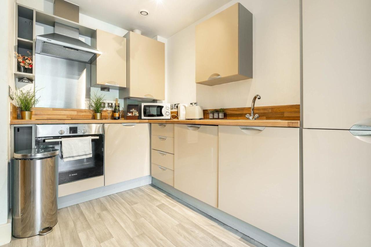 Haus City Centre Apartment - Fast Wifi - Smart Tv Бирмингам Екстериор снимка
